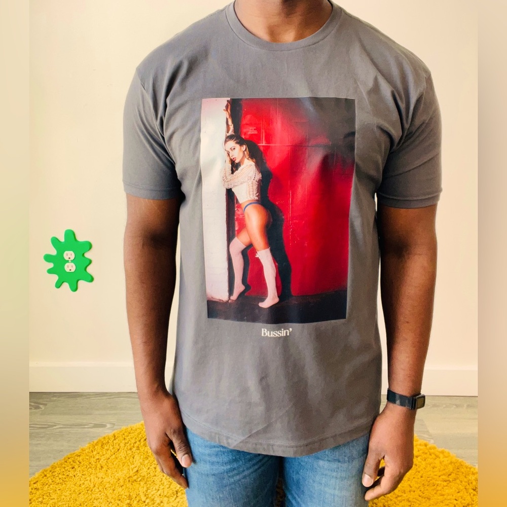 RARE: CHWHCO. ORGINS VOL. 1:  "BUSSIN" T-SHIRT